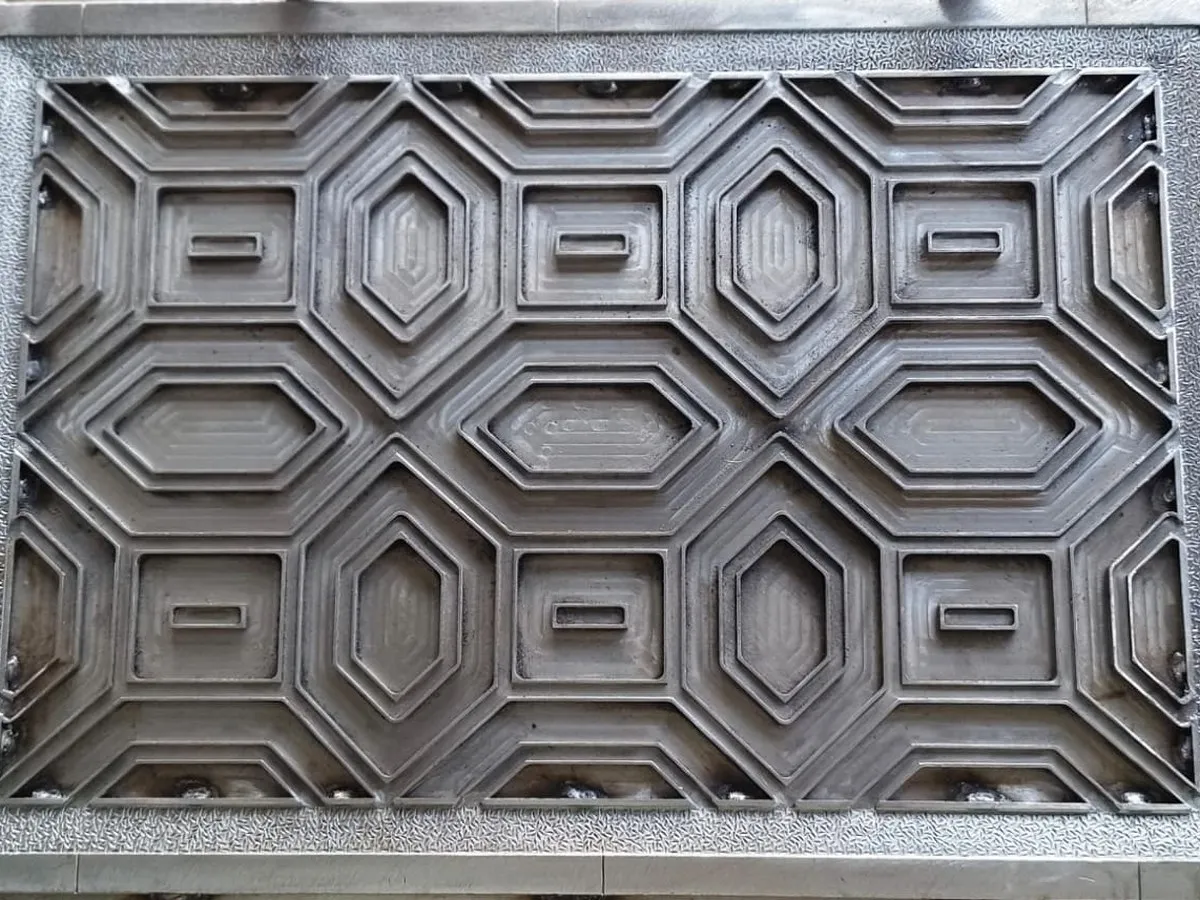 Hexagon panel mould