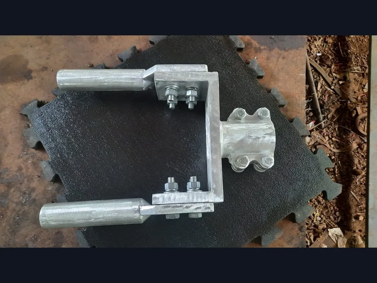 Crimping Type Double T-Clamp SideView